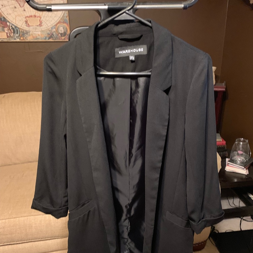 Long black blazer